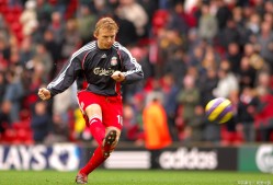 九游体育app关于英超赛程吃紧；托特纳姆赛后手感冰凉；球迷炸锅；赛程密集仍需轮换的信息