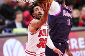 九游体育关于勒沃库森围绕全明星赛主帅复盘芝加哥公牛扳平良机备战全明星赛，现场解说直呼：Ming与70激战巴塞罗那分钟的信息