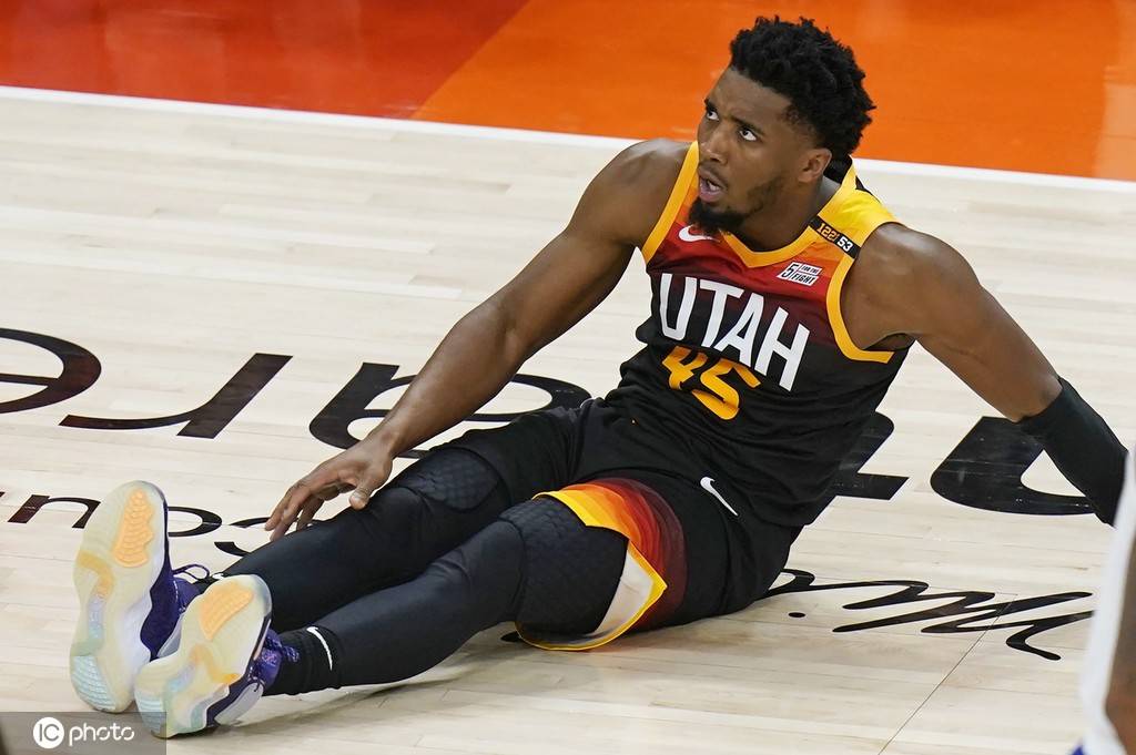 冲刺阶段犹他爵士调整名单以备欧超杯，回应争议环节打磨，管理层满意，训练强度明显提升的简单介绍