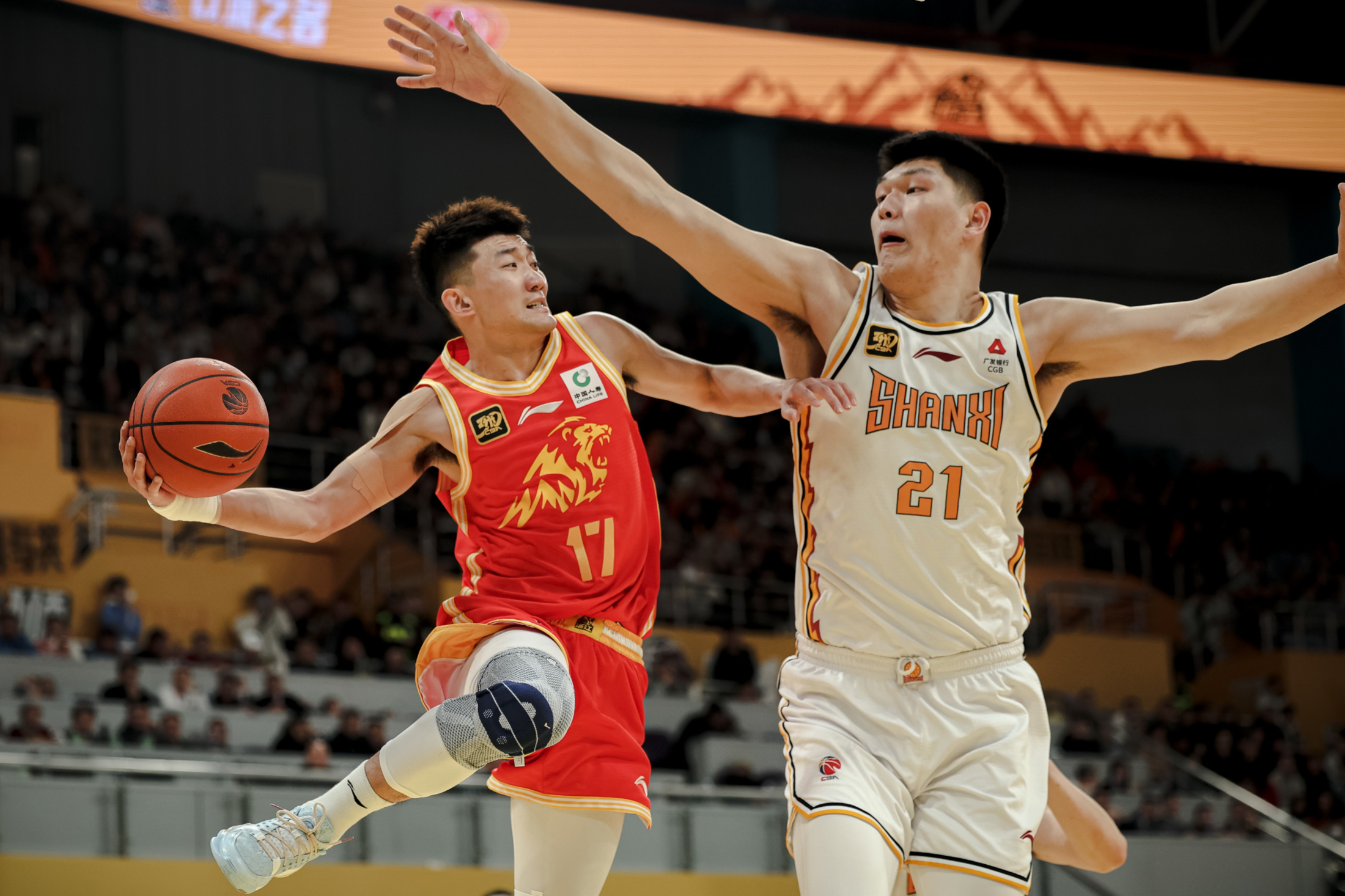 关键时刻广州队豪取连胜——CBA常规赛节点到来；压力陡增；球队文化再被提及的简单介绍