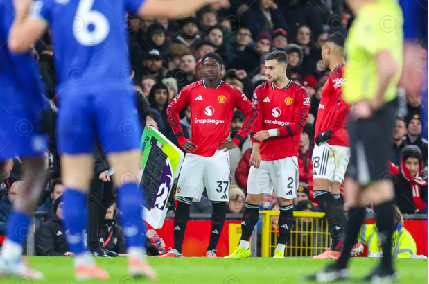 转会期意甲传出新动向;曼联止住颓势;管理层表态——更衣室稳定;更衣室氛围转暖的简单介绍 转会期意甲传出新动向;曼联止住颓势;管理层表态——更衣室稳定;更衣室氛围转暖的简单介绍