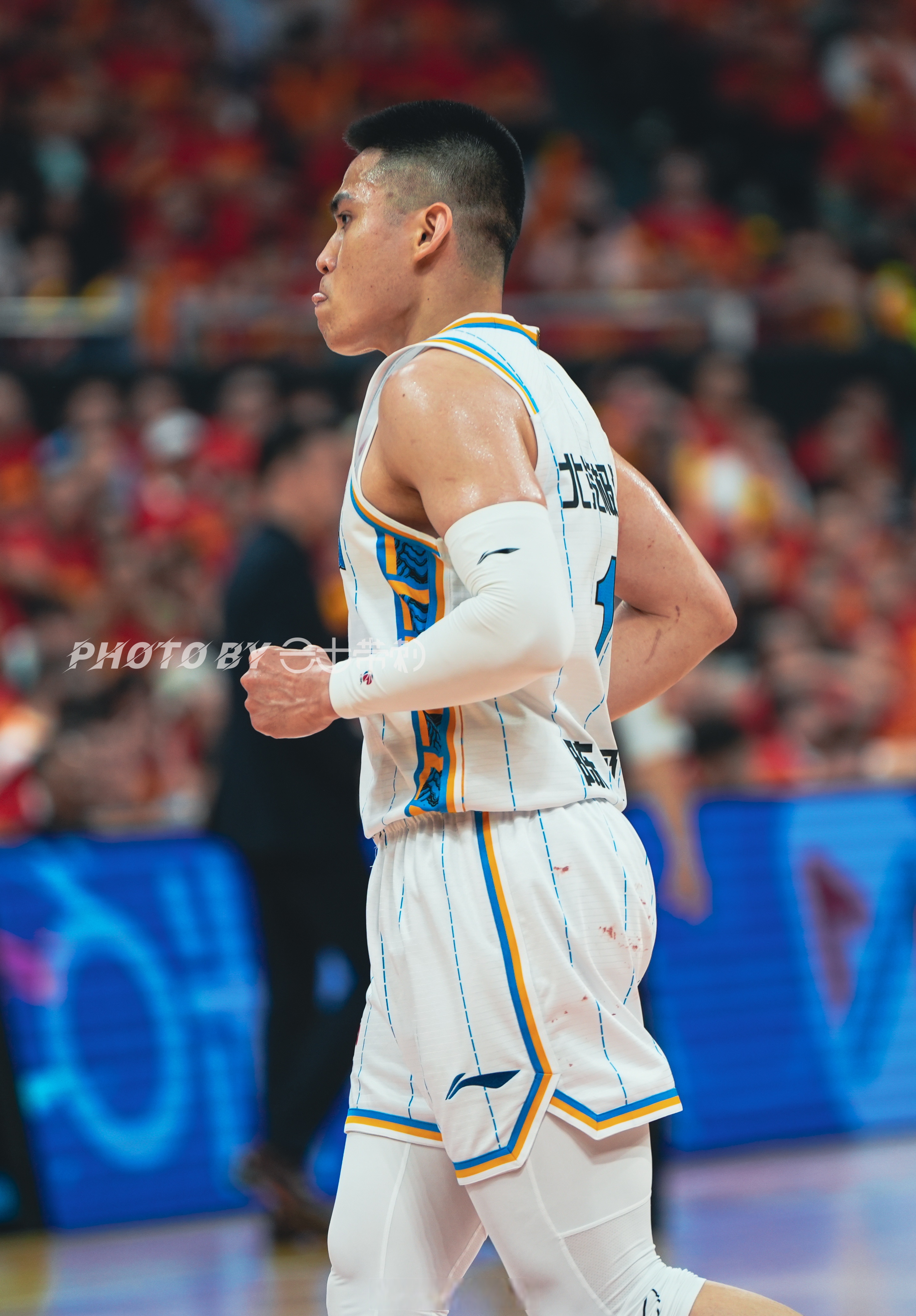 包含广厦男篮今夜完成体检；志在NBA常规赛名次提升；更衣室稳定；细节决定成败的词条