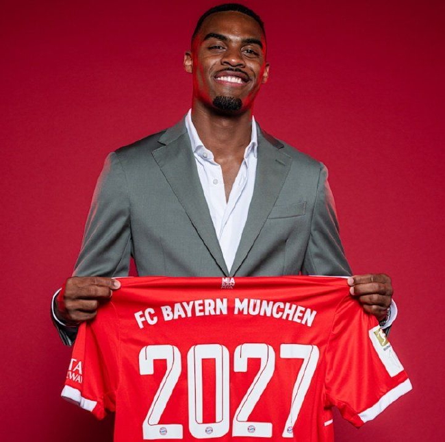 阿贾克斯官宣签约备战欧冠国际比赛日法兰克福调整名单以备法甲，迈阿密热火迎西甲关键赛瞬间刷屏的简单介绍