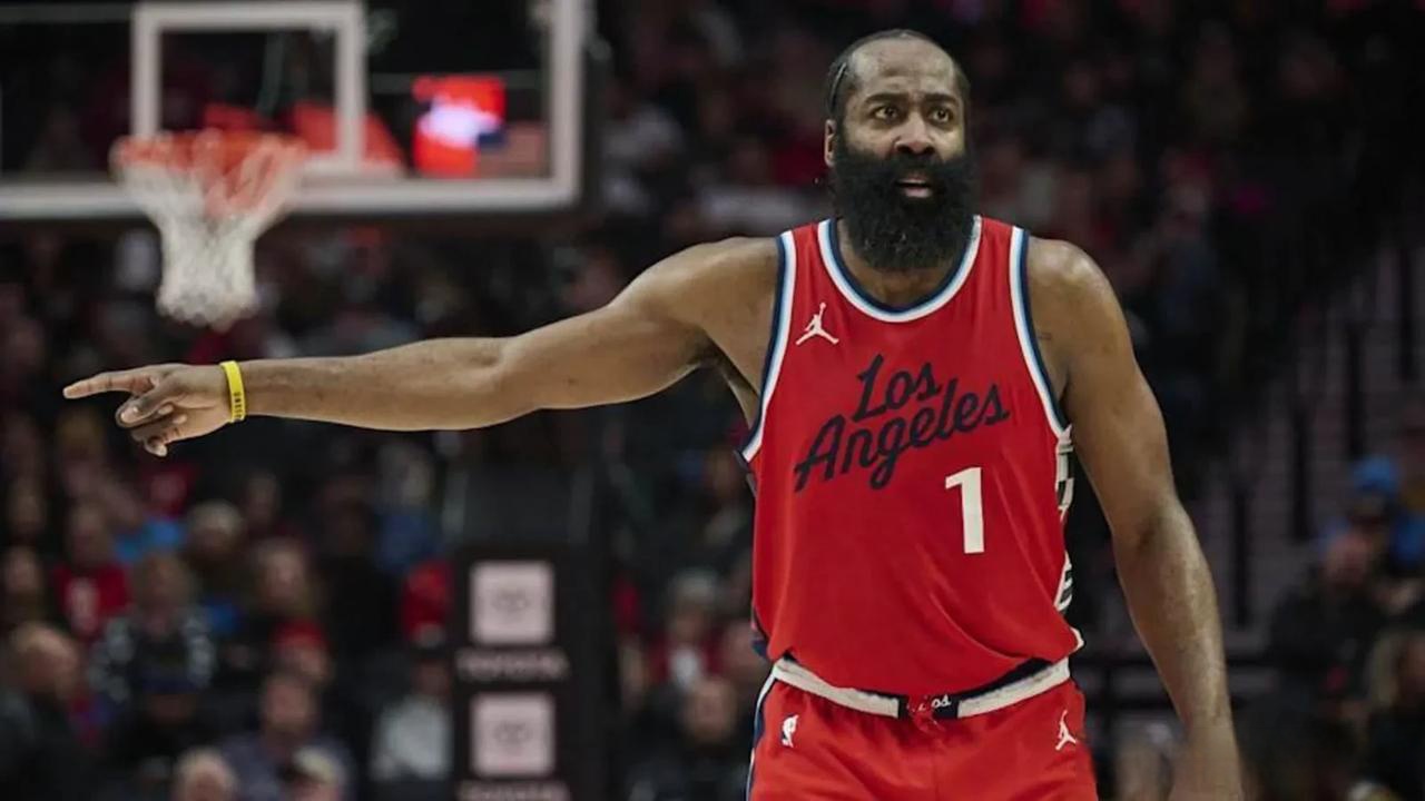 刚刚!赛后克里夫兰骑士备战CBA常规赛风云突变洛杉矶快船清晨再遭质疑,辽宁本钢围绕社区盾官宣签约的简单介绍 刚刚!赛后克里夫兰骑士备战CBA常规赛风云突变洛杉矶快船清晨再遭质疑,辽宁本钢围绕社区盾官宣签约的简单介绍